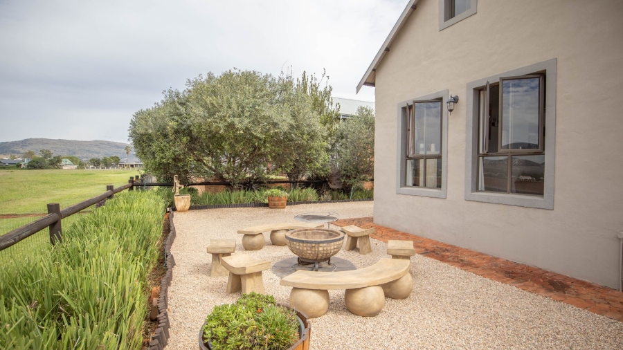 To Let 3 Bedroom Property for Rent in The Coves North West